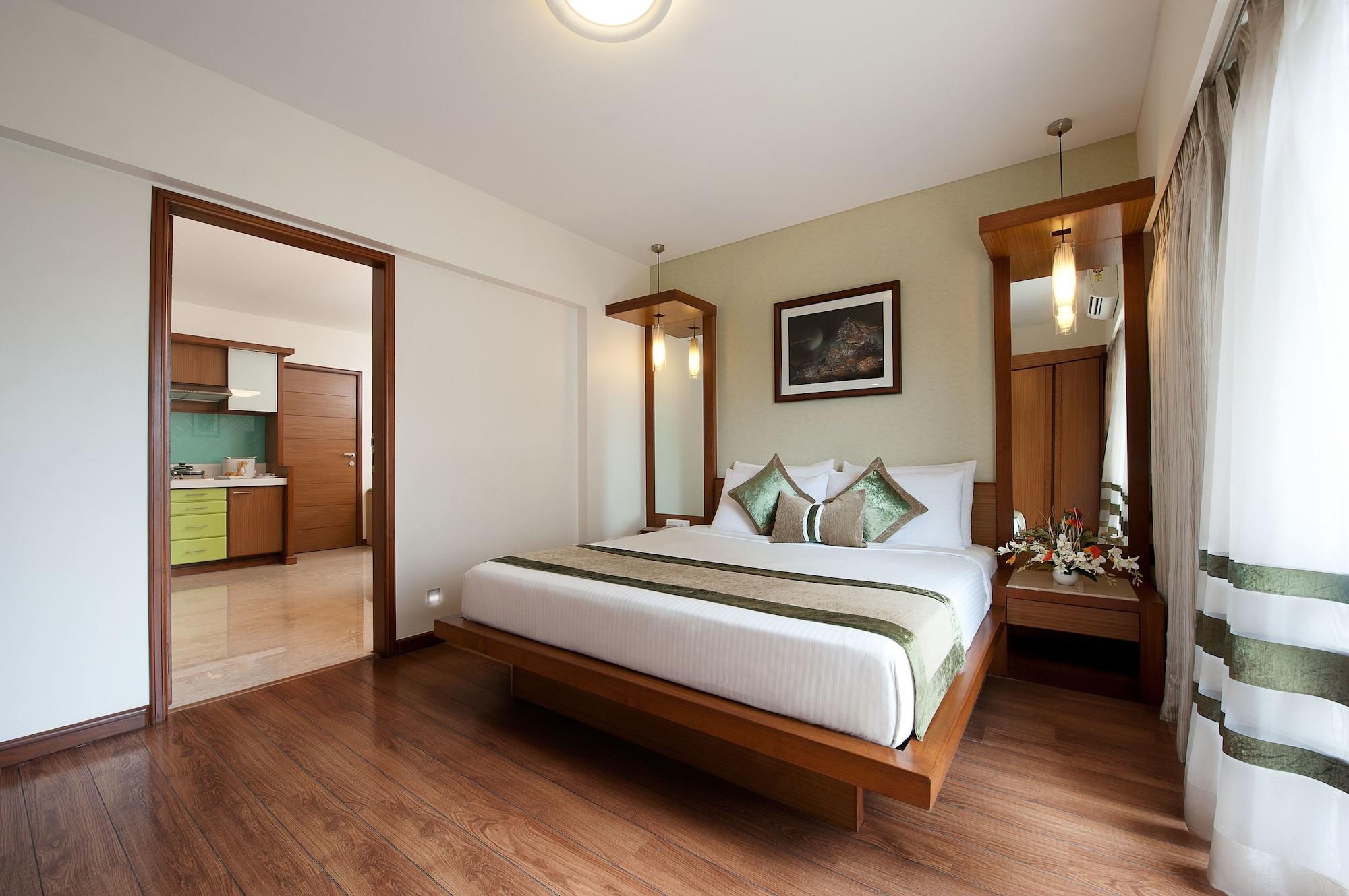 Grand Residency Hotel & Serviced Apartments Мумбаи Экстерьер фото