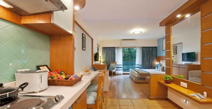 Grand Residency Hotel & Serviced Apartments Мумбаи Экстерьер фото